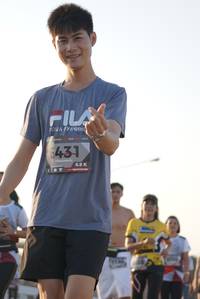 BIB: 6431
                            <button type="button" onclick="openModal(6428542)" class="btn btn-primary btn-sm float-right btn-popup" data-toggle="modal" data-target=".modal-high-quality">
                        <i class="fas fa-shopping-cart"></i> Add to Cart
                    </button>
                                            <button type="button" onclick="isThisMe(6428542, true)" class="btn btn-success btn-sm float-right btn-popup btn-isme hidden" data-toggle="tooltip" data-placement="bottom" title="นี่คือรูปของคุณใช่ไหม คลิกที่นี่เพื่อเอาเข้าอัลบั้ม">
                        <i class="fas fa-plus"></i> Add to album
                    </button>
                    <button type="button" onclick="isThisMe(6428542, false)" class="btn btn-warning btn-sm float-right btn-popup btn-isnotme hidden">
                        <i class="fas fa-ban"></i> Remove from album
                    </button>