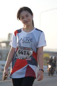 BIB: 209, 644
                            <button type="button" onclick="openModal(6424187)" class="btn btn-primary btn-sm float-right btn-popup" data-toggle="modal" data-target=".modal-high-quality">
                        <i class="fas fa-shopping-cart"></i> Add to Cart
                    </button>
                                            <button type="button" onclick="isThisMe(6424187, true)" class="btn btn-success btn-sm float-right btn-popup btn-isme hidden" data-toggle="tooltip" data-placement="bottom" title="นี่คือรูปของคุณใช่ไหม คลิกที่นี่เพื่อเอาเข้าอัลบั้ม">
                        <i class="fas fa-plus"></i> Add to album
                    </button>
                    <button type="button" onclick="isThisMe(6424187, false)" class="btn btn-warning btn-sm float-right btn-popup btn-isnotme hidden">
                        <i class="fas fa-ban"></i> Remove from album
                    </button>