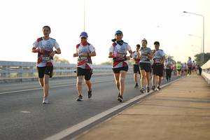 BIB: 3132, 3072
                            <button type="button" onclick="openModal(6442732)" class="btn btn-primary btn-sm float-right btn-popup" data-toggle="modal" data-target=".modal-high-quality">
                        <i class="fas fa-shopping-cart"></i> Add to Cart
                    </button>
                                            <button type="button" onclick="isThisMe(6442732, true)" class="btn btn-success btn-sm float-right btn-popup btn-isme hidden" data-toggle="tooltip" data-placement="bottom" title="นี่คือรูปของคุณใช่ไหม คลิกที่นี่เพื่อเอาเข้าอัลบั้ม">
                        <i class="fas fa-plus"></i> Add to album
                    </button>
                    <button type="button" onclick="isThisMe(6442732, false)" class="btn btn-warning btn-sm float-right btn-popup btn-isnotme hidden">
                        <i class="fas fa-ban"></i> Remove from album
                    </button>