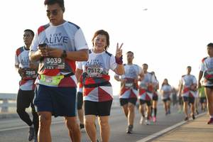 BIB: 7512, 3039, 2968
                            <button type="button" onclick="openModal(6446018)" class="btn btn-primary btn-sm float-right btn-popup" data-toggle="modal" data-target=".modal-high-quality">
                        <i class="fas fa-shopping-cart"></i> Add to Cart
                    </button>
                                            <button type="button" onclick="isThisMe(6446018, true)" class="btn btn-success btn-sm float-right btn-popup btn-isme hidden" data-toggle="tooltip" data-placement="bottom" title="นี่คือรูปของคุณใช่ไหม คลิกที่นี่เพื่อเอาเข้าอัลบั้ม">
                        <i class="fas fa-plus"></i> Add to album
                    </button>
                    <button type="button" onclick="isThisMe(6446018, false)" class="btn btn-warning btn-sm float-right btn-popup btn-isnotme hidden">
                        <i class="fas fa-ban"></i> Remove from album
                    </button>