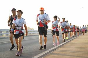 BIB: 705, 7152, 3822, 3016
                            <button type="button" onclick="openModal(6442072)" class="btn btn-primary btn-sm float-right btn-popup" data-toggle="modal" data-target=".modal-high-quality">
                        <i class="fas fa-shopping-cart"></i> Add to Cart
                    </button>
                                            <button type="button" onclick="isThisMe(6442072, true)" class="btn btn-success btn-sm float-right btn-popup btn-isme hidden" data-toggle="tooltip" data-placement="bottom" title="นี่คือรูปของคุณใช่ไหม คลิกที่นี่เพื่อเอาเข้าอัลบั้ม">
                        <i class="fas fa-plus"></i> Add to album
                    </button>
                    <button type="button" onclick="isThisMe(6442072, false)" class="btn btn-warning btn-sm float-right btn-popup btn-isnotme hidden">
                        <i class="fas fa-ban"></i> Remove from album
                    </button>