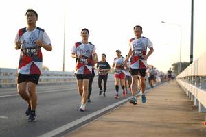 BIB: 2109, 2030, 3663
                            <button type="button" onclick="openModal(6433153)" class="btn btn-primary btn-sm float-right btn-popup" data-toggle="modal" data-target=".modal-high-quality">
                        <i class="fas fa-shopping-cart"></i> Add to Cart
                    </button>
                                            <button type="button" onclick="isThisMe(6433153, true)" class="btn btn-success btn-sm float-right btn-popup btn-isme hidden" data-toggle="tooltip" data-placement="bottom" title="นี่คือรูปของคุณใช่ไหม คลิกที่นี่เพื่อเอาเข้าอัลบั้ม">
                        <i class="fas fa-plus"></i> Add to album
                    </button>
                    <button type="button" onclick="isThisMe(6433153, false)" class="btn btn-warning btn-sm float-right btn-popup btn-isnotme hidden">
                        <i class="fas fa-ban"></i> Remove from album
                    </button>