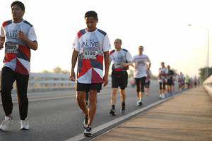 BIB: 7007, 6196
                            <button type="button" onclick="openModal(6433353)" class="btn btn-primary btn-sm float-right btn-popup" data-toggle="modal" data-target=".modal-high-quality">
                        <i class="fas fa-shopping-cart"></i> Add to Cart
                    </button>
                                            <button type="button" onclick="isThisMe(6433353, true)" class="btn btn-success btn-sm float-right btn-popup btn-isme hidden" data-toggle="tooltip" data-placement="bottom" title="นี่คือรูปของคุณใช่ไหม คลิกที่นี่เพื่อเอาเข้าอัลบั้ม">
                        <i class="fas fa-plus"></i> Add to album
                    </button>
                    <button type="button" onclick="isThisMe(6433353, false)" class="btn btn-warning btn-sm float-right btn-popup btn-isnotme hidden">
                        <i class="fas fa-ban"></i> Remove from album
                    </button>