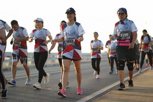 BIB: 3100, 7046, 6832
                            <button type="button" onclick="openModal(6443956)" class="btn btn-primary btn-sm float-right btn-popup" data-toggle="modal" data-target=".modal-high-quality">
                        <i class="fas fa-shopping-cart"></i> Add to Cart
                    </button>
                                            <button type="button" onclick="isThisMe(6443956, true)" class="btn btn-success btn-sm float-right btn-popup btn-isme hidden" data-toggle="tooltip" data-placement="bottom" title="นี่คือรูปของคุณใช่ไหม คลิกที่นี่เพื่อเอาเข้าอัลบั้ม">
                        <i class="fas fa-plus"></i> Add to album
                    </button>
                    <button type="button" onclick="isThisMe(6443956, false)" class="btn btn-warning btn-sm float-right btn-popup btn-isnotme hidden">
                        <i class="fas fa-ban"></i> Remove from album
                    </button>