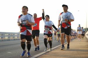 BIB: 302, 6444
                            <button type="button" onclick="openModal(6444513)" class="btn btn-primary btn-sm float-right btn-popup" data-toggle="modal" data-target=".modal-high-quality">
                        <i class="fas fa-shopping-cart"></i> Add to Cart
                    </button>
                                            <button type="button" onclick="isThisMe(6444513, true)" class="btn btn-success btn-sm float-right btn-popup btn-isme hidden" data-toggle="tooltip" data-placement="bottom" title="นี่คือรูปของคุณใช่ไหม คลิกที่นี่เพื่อเอาเข้าอัลบั้ม">
                        <i class="fas fa-plus"></i> Add to album
                    </button>
                    <button type="button" onclick="isThisMe(6444513, false)" class="btn btn-warning btn-sm float-right btn-popup btn-isnotme hidden">
                        <i class="fas fa-ban"></i> Remove from album
                    </button>