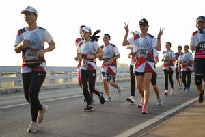 BIB: 310, 832, 6441, 704, 
                            <button type="button" onclick="openModal(6443898)" class="btn btn-primary btn-sm float-right btn-popup" data-toggle="modal" data-target=".modal-high-quality">
                        <i class="fas fa-shopping-cart"></i> Add to Cart
                    </button>
                                            <button type="button" onclick="isThisMe(6443898, true)" class="btn btn-success btn-sm float-right btn-popup btn-isme hidden" data-toggle="tooltip" data-placement="bottom" title="นี่คือรูปของคุณใช่ไหม คลิกที่นี่เพื่อเอาเข้าอัลบั้ม">
                        <i class="fas fa-plus"></i> Add to album
                    </button>
                    <button type="button" onclick="isThisMe(6443898, false)" class="btn btn-warning btn-sm float-right btn-popup btn-isnotme hidden">
                        <i class="fas fa-ban"></i> Remove from album
                    </button>