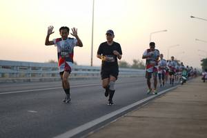 BIB: 3731, 3723
                            <button type="button" onclick="openModal(6407540)" class="btn btn-primary btn-sm float-right btn-popup" data-toggle="modal" data-target=".modal-high-quality">
                        <i class="fas fa-shopping-cart"></i> Add to Cart
                    </button>
                                            <button type="button" onclick="isThisMe(6407540, true)" class="btn btn-success btn-sm float-right btn-popup btn-isme hidden" data-toggle="tooltip" data-placement="bottom" title="นี่คือรูปของคุณใช่ไหม คลิกที่นี่เพื่อเอาเข้าอัลบั้ม">
                        <i class="fas fa-plus"></i> Add to album
                    </button>
                    <button type="button" onclick="isThisMe(6407540, false)" class="btn btn-warning btn-sm float-right btn-popup btn-isnotme hidden">
                        <i class="fas fa-ban"></i> Remove from album
                    </button>