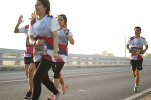 BIB: 7262
                            <button type="button" onclick="openModal(6446710)" class="btn btn-primary btn-sm float-right btn-popup" data-toggle="modal" data-target=".modal-high-quality">
                        <i class="fas fa-shopping-cart"></i> Add to Cart
                    </button>
                                            <button type="button" onclick="isThisMe(6446710, true)" class="btn btn-success btn-sm float-right btn-popup btn-isme hidden" data-toggle="tooltip" data-placement="bottom" title="นี่คือรูปของคุณใช่ไหม คลิกที่นี่เพื่อเอาเข้าอัลบั้ม">
                        <i class="fas fa-plus"></i> Add to album
                    </button>
                    <button type="button" onclick="isThisMe(6446710, false)" class="btn btn-warning btn-sm float-right btn-popup btn-isnotme hidden">
                        <i class="fas fa-ban"></i> Remove from album
                    </button>