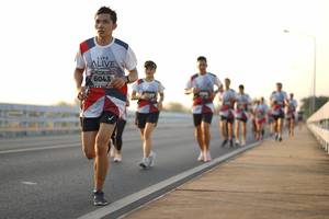 BIB: 6043
                            <button type="button" onclick="openModal(6432944)" class="btn btn-primary btn-sm float-right btn-popup" data-toggle="modal" data-target=".modal-high-quality">
                        <i class="fas fa-shopping-cart"></i> Add to Cart
                    </button>
                                            <button type="button" onclick="isThisMe(6432944, true)" class="btn btn-success btn-sm float-right btn-popup btn-isme hidden" data-toggle="tooltip" data-placement="bottom" title="นี่คือรูปของคุณใช่ไหม คลิกที่นี่เพื่อเอาเข้าอัลบั้ม">
                        <i class="fas fa-plus"></i> Add to album
                    </button>
                    <button type="button" onclick="isThisMe(6432944, false)" class="btn btn-warning btn-sm float-right btn-popup btn-isnotme hidden">
                        <i class="fas fa-ban"></i> Remove from album
                    </button>