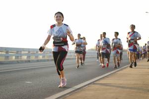 BIB: 7195, 288
                            <button type="button" onclick="openModal(6444897)" class="btn btn-primary btn-sm float-right btn-popup" data-toggle="modal" data-target=".modal-high-quality">
                        <i class="fas fa-shopping-cart"></i> Add to Cart
                    </button>
                                            <button type="button" onclick="isThisMe(6444897, true)" class="btn btn-success btn-sm float-right btn-popup btn-isme hidden" data-toggle="tooltip" data-placement="bottom" title="นี่คือรูปของคุณใช่ไหม คลิกที่นี่เพื่อเอาเข้าอัลบั้ม">
                        <i class="fas fa-plus"></i> Add to album
                    </button>
                    <button type="button" onclick="isThisMe(6444897, false)" class="btn btn-warning btn-sm float-right btn-popup btn-isnotme hidden">
                        <i class="fas fa-ban"></i> Remove from album
                    </button>