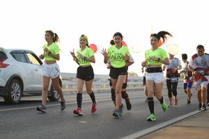 BIB: 056, 3875
                            <button type="button" onclick="openModal(6434394)" class="btn btn-primary btn-sm float-right btn-popup" data-toggle="modal" data-target=".modal-high-quality">
                        <i class="fas fa-shopping-cart"></i> Add to Cart
                    </button>
                                            <button type="button" onclick="isThisMe(6434394, true)" class="btn btn-success btn-sm float-right btn-popup btn-isme hidden" data-toggle="tooltip" data-placement="bottom" title="นี่คือรูปของคุณใช่ไหม คลิกที่นี่เพื่อเอาเข้าอัลบั้ม">
                        <i class="fas fa-plus"></i> Add to album
                    </button>
                    <button type="button" onclick="isThisMe(6434394, false)" class="btn btn-warning btn-sm float-right btn-popup btn-isnotme hidden">
                        <i class="fas fa-ban"></i> Remove from album
                    </button>