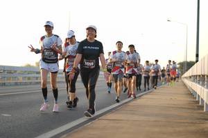 BIB: 3115, 7193, 3849
                            <button type="button" onclick="openModal(6433957)" class="btn btn-primary btn-sm float-right btn-popup" data-toggle="modal" data-target=".modal-high-quality">
                        <i class="fas fa-shopping-cart"></i> Add to Cart
                    </button>
                                            <button type="button" onclick="isThisMe(6433957, true)" class="btn btn-success btn-sm float-right btn-popup btn-isme hidden" data-toggle="tooltip" data-placement="bottom" title="นี่คือรูปของคุณใช่ไหม คลิกที่นี่เพื่อเอาเข้าอัลบั้ม">
                        <i class="fas fa-plus"></i> Add to album
                    </button>
                    <button type="button" onclick="isThisMe(6433957, false)" class="btn btn-warning btn-sm float-right btn-popup btn-isnotme hidden">
                        <i class="fas fa-ban"></i> Remove from album
                    </button>