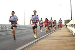 BIB: 852, 7905
                            <button type="button" onclick="openModal(6442106)" class="btn btn-primary btn-sm float-right btn-popup" data-toggle="modal" data-target=".modal-high-quality">
                        <i class="fas fa-shopping-cart"></i> Add to Cart
                    </button>
                                            <button type="button" onclick="isThisMe(6442106, true)" class="btn btn-success btn-sm float-right btn-popup btn-isme hidden" data-toggle="tooltip" data-placement="bottom" title="นี่คือรูปของคุณใช่ไหม คลิกที่นี่เพื่อเอาเข้าอัลบั้ม">
                        <i class="fas fa-plus"></i> Add to album
                    </button>
                    <button type="button" onclick="isThisMe(6442106, false)" class="btn btn-warning btn-sm float-right btn-popup btn-isnotme hidden">
                        <i class="fas fa-ban"></i> Remove from album
                    </button>