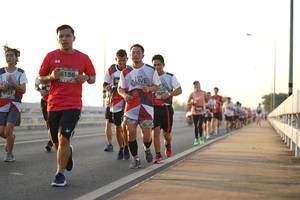 BIB: 6156, 6721, 768
                            <button type="button" onclick="openModal(6435164)" class="btn btn-primary btn-sm float-right btn-popup" data-toggle="modal" data-target=".modal-high-quality">
                        <i class="fas fa-shopping-cart"></i> Add to Cart
                    </button>
                                            <button type="button" onclick="isThisMe(6435164, true)" class="btn btn-success btn-sm float-right btn-popup btn-isme hidden" data-toggle="tooltip" data-placement="bottom" title="นี่คือรูปของคุณใช่ไหม คลิกที่นี่เพื่อเอาเข้าอัลบั้ม">
                        <i class="fas fa-plus"></i> Add to album
                    </button>
                    <button type="button" onclick="isThisMe(6435164, false)" class="btn btn-warning btn-sm float-right btn-popup btn-isnotme hidden">
                        <i class="fas fa-ban"></i> Remove from album
                    </button>