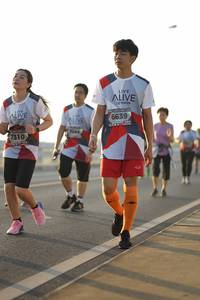 BIB: 6639, 7044, 7310
                            <button type="button" onclick="openModal(6447577)" class="btn btn-primary btn-sm float-right btn-popup" data-toggle="modal" data-target=".modal-high-quality">
                        <i class="fas fa-shopping-cart"></i> Add to Cart
                    </button>
                                            <button type="button" onclick="isThisMe(6447577, true)" class="btn btn-success btn-sm float-right btn-popup btn-isme hidden" data-toggle="tooltip" data-placement="bottom" title="นี่คือรูปของคุณใช่ไหม คลิกที่นี่เพื่อเอาเข้าอัลบั้ม">
                        <i class="fas fa-plus"></i> Add to album
                    </button>
                    <button type="button" onclick="isThisMe(6447577, false)" class="btn btn-warning btn-sm float-right btn-popup btn-isnotme hidden">
                        <i class="fas fa-ban"></i> Remove from album
                    </button>