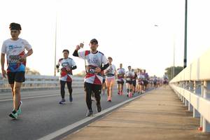 BIB: 7770, 3781, 3701
                            <button type="button" onclick="openModal(6436280)" class="btn btn-primary btn-sm float-right btn-popup" data-toggle="modal" data-target=".modal-high-quality">
                        <i class="fas fa-shopping-cart"></i> Add to Cart
                    </button>
                                            <button type="button" onclick="isThisMe(6436280, true)" class="btn btn-success btn-sm float-right btn-popup btn-isme hidden" data-toggle="tooltip" data-placement="bottom" title="นี่คือรูปของคุณใช่ไหม คลิกที่นี่เพื่อเอาเข้าอัลบั้ม">
                        <i class="fas fa-plus"></i> Add to album
                    </button>
                    <button type="button" onclick="isThisMe(6436280, false)" class="btn btn-warning btn-sm float-right btn-popup btn-isnotme hidden">
                        <i class="fas fa-ban"></i> Remove from album
                    </button>