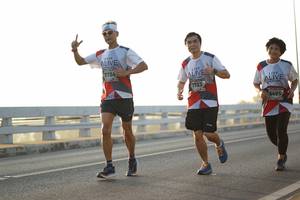 BIB: 734, 7733, 6495
                            <button type="button" onclick="openModal(6444277)" class="btn btn-primary btn-sm float-right btn-popup" data-toggle="modal" data-target=".modal-high-quality">
                        <i class="fas fa-shopping-cart"></i> Add to Cart
                    </button>
                                            <button type="button" onclick="isThisMe(6444277, true)" class="btn btn-success btn-sm float-right btn-popup btn-isme hidden" data-toggle="tooltip" data-placement="bottom" title="นี่คือรูปของคุณใช่ไหม คลิกที่นี่เพื่อเอาเข้าอัลบั้ม">
                        <i class="fas fa-plus"></i> Add to album
                    </button>
                    <button type="button" onclick="isThisMe(6444277, false)" class="btn btn-warning btn-sm float-right btn-popup btn-isnotme hidden">
                        <i class="fas fa-ban"></i> Remove from album
                    </button>