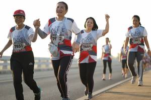 BIB: 963, 7931, 7664
                            <button type="button" onclick="openModal(6445554)" class="btn btn-primary btn-sm float-right btn-popup" data-toggle="modal" data-target=".modal-high-quality">
                        <i class="fas fa-shopping-cart"></i> Add to Cart
                    </button>
                                            <button type="button" onclick="isThisMe(6445554, true)" class="btn btn-success btn-sm float-right btn-popup btn-isme hidden" data-toggle="tooltip" data-placement="bottom" title="นี่คือรูปของคุณใช่ไหม คลิกที่นี่เพื่อเอาเข้าอัลบั้ม">
                        <i class="fas fa-plus"></i> Add to album
                    </button>
                    <button type="button" onclick="isThisMe(6445554, false)" class="btn btn-warning btn-sm float-right btn-popup btn-isnotme hidden">
                        <i class="fas fa-ban"></i> Remove from album
                    </button>