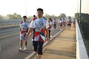 BIB: 7131
                            <button type="button" onclick="openModal(6451290)" class="btn btn-primary btn-sm float-right btn-popup" data-toggle="modal" data-target=".modal-high-quality">
                        <i class="fas fa-shopping-cart"></i> Add to Cart
                    </button>
                                            <button type="button" onclick="isThisMe(6451290, true)" class="btn btn-success btn-sm float-right btn-popup btn-isme hidden" data-toggle="tooltip" data-placement="bottom" title="นี่คือรูปของคุณใช่ไหม คลิกที่นี่เพื่อเอาเข้าอัลบั้ม">
                        <i class="fas fa-plus"></i> Add to album
                    </button>
                    <button type="button" onclick="isThisMe(6451290, false)" class="btn btn-warning btn-sm float-right btn-popup btn-isnotme hidden">
                        <i class="fas fa-ban"></i> Remove from album
                    </button>