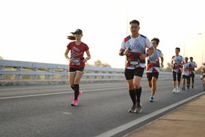 BIB: 070, 3686
                            <button type="button" onclick="openModal(6432334)" class="btn btn-primary btn-sm float-right btn-popup" data-toggle="modal" data-target=".modal-high-quality">
                        <i class="fas fa-shopping-cart"></i> Add to Cart
                    </button>
                                            <button type="button" onclick="isThisMe(6432334, true)" class="btn btn-success btn-sm float-right btn-popup btn-isme hidden" data-toggle="tooltip" data-placement="bottom" title="นี่คือรูปของคุณใช่ไหม คลิกที่นี่เพื่อเอาเข้าอัลบั้ม">
                        <i class="fas fa-plus"></i> Add to album
                    </button>
                    <button type="button" onclick="isThisMe(6432334, false)" class="btn btn-warning btn-sm float-right btn-popup btn-isnotme hidden">
                        <i class="fas fa-ban"></i> Remove from album
                    </button>