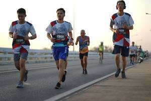 BIB: 999, 2900, 2896
                            <button type="button" onclick="openModal(6428366)" class="btn btn-primary btn-sm float-right btn-popup" data-toggle="modal" data-target=".modal-high-quality">
                        <i class="fas fa-shopping-cart"></i> Add to Cart
                    </button>
                                            <button type="button" onclick="isThisMe(6428366, true)" class="btn btn-success btn-sm float-right btn-popup btn-isme hidden" data-toggle="tooltip" data-placement="bottom" title="นี่คือรูปของคุณใช่ไหม คลิกที่นี่เพื่อเอาเข้าอัลบั้ม">
                        <i class="fas fa-plus"></i> Add to album
                    </button>
                    <button type="button" onclick="isThisMe(6428366, false)" class="btn btn-warning btn-sm float-right btn-popup btn-isnotme hidden">
                        <i class="fas fa-ban"></i> Remove from album
                    </button>