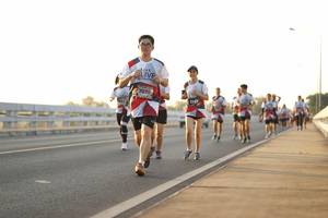 BIB: 7070, 2163
                            <button type="button" onclick="openModal(6439421)" class="btn btn-primary btn-sm float-right btn-popup" data-toggle="modal" data-target=".modal-high-quality">
                        <i class="fas fa-shopping-cart"></i> Add to Cart
                    </button>
                                            <button type="button" onclick="isThisMe(6439421, true)" class="btn btn-success btn-sm float-right btn-popup btn-isme hidden" data-toggle="tooltip" data-placement="bottom" title="นี่คือรูปของคุณใช่ไหม คลิกที่นี่เพื่อเอาเข้าอัลบั้ม">
                        <i class="fas fa-plus"></i> Add to album
                    </button>
                    <button type="button" onclick="isThisMe(6439421, false)" class="btn btn-warning btn-sm float-right btn-popup btn-isnotme hidden">
                        <i class="fas fa-ban"></i> Remove from album
                    </button>