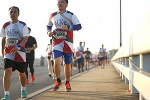 BIB: 6045, 6681
                            <button type="button" onclick="openModal(6445759)" class="btn btn-primary btn-sm float-right btn-popup" data-toggle="modal" data-target=".modal-high-quality">
                        <i class="fas fa-shopping-cart"></i> Add to Cart
                    </button>
                                            <button type="button" onclick="isThisMe(6445759, true)" class="btn btn-success btn-sm float-right btn-popup btn-isme hidden" data-toggle="tooltip" data-placement="bottom" title="นี่คือรูปของคุณใช่ไหม คลิกที่นี่เพื่อเอาเข้าอัลบั้ม">
                        <i class="fas fa-plus"></i> Add to album
                    </button>
                    <button type="button" onclick="isThisMe(6445759, false)" class="btn btn-warning btn-sm float-right btn-popup btn-isnotme hidden">
                        <i class="fas fa-ban"></i> Remove from album
                    </button>