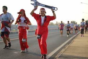 BIB: 806, 5805
                            <button type="button" onclick="openModal(6451827)" class="btn btn-primary btn-sm float-right btn-popup" data-toggle="modal" data-target=".modal-high-quality">
                        <i class="fas fa-shopping-cart"></i> Add to Cart
                    </button>
                                            <button type="button" onclick="isThisMe(6451827, true)" class="btn btn-success btn-sm float-right btn-popup btn-isme hidden" data-toggle="tooltip" data-placement="bottom" title="นี่คือรูปของคุณใช่ไหม คลิกที่นี่เพื่อเอาเข้าอัลบั้ม">
                        <i class="fas fa-plus"></i> Add to album
                    </button>
                    <button type="button" onclick="isThisMe(6451827, false)" class="btn btn-warning btn-sm float-right btn-popup btn-isnotme hidden">
                        <i class="fas fa-ban"></i> Remove from album
                    </button>