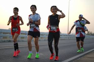 BIB: 3069, 2156, 2812, 3765
                            <button type="button" onclick="openModal(6409818)" class="btn btn-primary btn-sm float-right btn-popup" data-toggle="modal" data-target=".modal-high-quality">
                        <i class="fas fa-shopping-cart"></i> Add to Cart
                    </button>
                                            <button type="button" onclick="isThisMe(6409818, true)" class="btn btn-success btn-sm float-right btn-popup btn-isme hidden" data-toggle="tooltip" data-placement="bottom" title="นี่คือรูปของคุณใช่ไหม คลิกที่นี่เพื่อเอาเข้าอัลบั้ม">
                        <i class="fas fa-plus"></i> Add to album
                    </button>
                    <button type="button" onclick="isThisMe(6409818, false)" class="btn btn-warning btn-sm float-right btn-popup btn-isnotme hidden">
                        <i class="fas fa-ban"></i> Remove from album
                    </button>