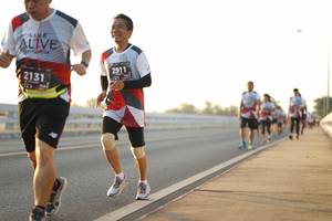 BIB: 2911, 2131
                            <button type="button" onclick="openModal(6439645)" class="btn btn-primary btn-sm float-right btn-popup" data-toggle="modal" data-target=".modal-high-quality">
                        <i class="fas fa-shopping-cart"></i> Add to Cart
                    </button>
                                            <button type="button" onclick="isThisMe(6439645, true)" class="btn btn-success btn-sm float-right btn-popup btn-isme hidden" data-toggle="tooltip" data-placement="bottom" title="นี่คือรูปของคุณใช่ไหม คลิกที่นี่เพื่อเอาเข้าอัลบั้ม">
                        <i class="fas fa-plus"></i> Add to album
                    </button>
                    <button type="button" onclick="isThisMe(6439645, false)" class="btn btn-warning btn-sm float-right btn-popup btn-isnotme hidden">
                        <i class="fas fa-ban"></i> Remove from album
                    </button>