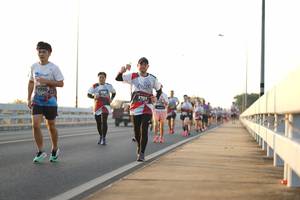 BIB: 7770, 3701
                            <button type="button" onclick="openModal(6436242)" class="btn btn-primary btn-sm float-right btn-popup" data-toggle="modal" data-target=".modal-high-quality">
                        <i class="fas fa-shopping-cart"></i> Add to Cart
                    </button>
                                            <button type="button" onclick="isThisMe(6436242, true)" class="btn btn-success btn-sm float-right btn-popup btn-isme hidden" data-toggle="tooltip" data-placement="bottom" title="นี่คือรูปของคุณใช่ไหม คลิกที่นี่เพื่อเอาเข้าอัลบั้ม">
                        <i class="fas fa-plus"></i> Add to album
                    </button>
                    <button type="button" onclick="isThisMe(6436242, false)" class="btn btn-warning btn-sm float-right btn-popup btn-isnotme hidden">
                        <i class="fas fa-ban"></i> Remove from album
                    </button>