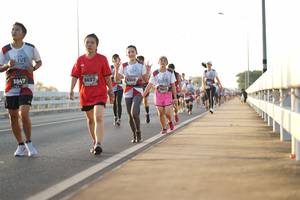 BIB: 3847, 6037, 6309, 7041
                            <button type="button" onclick="openModal(6442112)" class="btn btn-primary btn-sm float-right btn-popup" data-toggle="modal" data-target=".modal-high-quality">
                        <i class="fas fa-shopping-cart"></i> Add to Cart
                    </button>
                                            <button type="button" onclick="isThisMe(6442112, true)" class="btn btn-success btn-sm float-right btn-popup btn-isme hidden" data-toggle="tooltip" data-placement="bottom" title="นี่คือรูปของคุณใช่ไหม คลิกที่นี่เพื่อเอาเข้าอัลบั้ม">
                        <i class="fas fa-plus"></i> Add to album
                    </button>
                    <button type="button" onclick="isThisMe(6442112, false)" class="btn btn-warning btn-sm float-right btn-popup btn-isnotme hidden">
                        <i class="fas fa-ban"></i> Remove from album
                    </button>