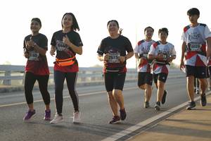 BIB: 6440, 6029, 6160, 302, 7515
                            <button type="button" onclick="openModal(6449683)" class="btn btn-primary btn-sm float-right btn-popup" data-toggle="modal" data-target=".modal-high-quality">
                        <i class="fas fa-shopping-cart"></i> Add to Cart
                    </button>
                                            <button type="button" onclick="isThisMe(6449683, true)" class="btn btn-success btn-sm float-right btn-popup btn-isme hidden" data-toggle="tooltip" data-placement="bottom" title="นี่คือรูปของคุณใช่ไหม คลิกที่นี่เพื่อเอาเข้าอัลบั้ม">
                        <i class="fas fa-plus"></i> Add to album
                    </button>
                    <button type="button" onclick="isThisMe(6449683, false)" class="btn btn-warning btn-sm float-right btn-popup btn-isnotme hidden">
                        <i class="fas fa-ban"></i> Remove from album
                    </button>