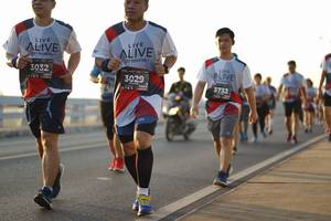 BIB: 3032, 3732, 3029
                            <button type="button" onclick="openModal(6443841)" class="btn btn-primary btn-sm float-right btn-popup" data-toggle="modal" data-target=".modal-high-quality">
                        <i class="fas fa-shopping-cart"></i> Add to Cart
                    </button>
                                            <button type="button" onclick="isThisMe(6443841, true)" class="btn btn-success btn-sm float-right btn-popup btn-isme hidden" data-toggle="tooltip" data-placement="bottom" title="นี่คือรูปของคุณใช่ไหม คลิกที่นี่เพื่อเอาเข้าอัลบั้ม">
                        <i class="fas fa-plus"></i> Add to album
                    </button>
                    <button type="button" onclick="isThisMe(6443841, false)" class="btn btn-warning btn-sm float-right btn-popup btn-isnotme hidden">
                        <i class="fas fa-ban"></i> Remove from album
                    </button>