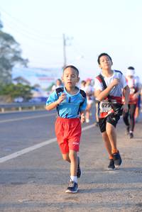 BIB: 677
                            <button type="button" onclick="openModal(6431236)" class="btn btn-primary btn-sm float-right btn-popup" data-toggle="modal" data-target=".modal-high-quality">
                        <i class="fas fa-shopping-cart"></i> Add to Cart
                    </button>
                                            <button type="button" onclick="isThisMe(6431236, true)" class="btn btn-success btn-sm float-right btn-popup btn-isme hidden" data-toggle="tooltip" data-placement="bottom" title="นี่คือรูปของคุณใช่ไหม คลิกที่นี่เพื่อเอาเข้าอัลบั้ม">
                        <i class="fas fa-plus"></i> Add to album
                    </button>
                    <button type="button" onclick="isThisMe(6431236, false)" class="btn btn-warning btn-sm float-right btn-popup btn-isnotme hidden">
                        <i class="fas fa-ban"></i> Remove from album
                    </button>