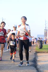 BIB: 7388, 088, 256
                            <button type="button" onclick="openModal(6431299)" class="btn btn-primary btn-sm float-right btn-popup" data-toggle="modal" data-target=".modal-high-quality">
                        <i class="fas fa-shopping-cart"></i> Add to Cart
                    </button>
                                            <button type="button" onclick="isThisMe(6431299, true)" class="btn btn-success btn-sm float-right btn-popup btn-isme hidden" data-toggle="tooltip" data-placement="bottom" title="นี่คือรูปของคุณใช่ไหม คลิกที่นี่เพื่อเอาเข้าอัลบั้ม">
                        <i class="fas fa-plus"></i> Add to album
                    </button>
                    <button type="button" onclick="isThisMe(6431299, false)" class="btn btn-warning btn-sm float-right btn-popup btn-isnotme hidden">
                        <i class="fas fa-ban"></i> Remove from album
                    </button>