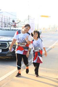 BIB: 7544, 7496
                            <button type="button" onclick="openModal(6432244)" class="btn btn-primary btn-sm float-right btn-popup" data-toggle="modal" data-target=".modal-high-quality">
                        <i class="fas fa-shopping-cart"></i> Add to Cart
                    </button>
                                            <button type="button" onclick="isThisMe(6432244, true)" class="btn btn-success btn-sm float-right btn-popup btn-isme hidden" data-toggle="tooltip" data-placement="bottom" title="นี่คือรูปของคุณใช่ไหม คลิกที่นี่เพื่อเอาเข้าอัลบั้ม">
                        <i class="fas fa-plus"></i> Add to album
                    </button>
                    <button type="button" onclick="isThisMe(6432244, false)" class="btn btn-warning btn-sm float-right btn-popup btn-isnotme hidden">
                        <i class="fas fa-ban"></i> Remove from album
                    </button>