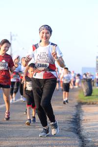 BIB: 7388, 088, 725
                            <button type="button" onclick="openModal(6431302)" class="btn btn-primary btn-sm float-right btn-popup" data-toggle="modal" data-target=".modal-high-quality">
                        <i class="fas fa-shopping-cart"></i> Add to Cart
                    </button>
                                            <button type="button" onclick="isThisMe(6431302, true)" class="btn btn-success btn-sm float-right btn-popup btn-isme hidden" data-toggle="tooltip" data-placement="bottom" title="นี่คือรูปของคุณใช่ไหม คลิกที่นี่เพื่อเอาเข้าอัลบั้ม">
                        <i class="fas fa-plus"></i> Add to album
                    </button>
                    <button type="button" onclick="isThisMe(6431302, false)" class="btn btn-warning btn-sm float-right btn-popup btn-isnotme hidden">
                        <i class="fas fa-ban"></i> Remove from album
                    </button>