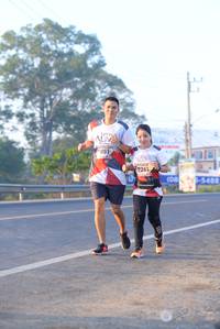 BIB: 091, 7261, 5488
                            <button type="button" onclick="openModal(6430983)" class="btn btn-primary btn-sm float-right btn-popup" data-toggle="modal" data-target=".modal-high-quality">
                        <i class="fas fa-shopping-cart"></i> Add to Cart
                    </button>
                                            <button type="button" onclick="isThisMe(6430983, true)" class="btn btn-success btn-sm float-right btn-popup btn-isme hidden" data-toggle="tooltip" data-placement="bottom" title="นี่คือรูปของคุณใช่ไหม คลิกที่นี่เพื่อเอาเข้าอัลบั้ม">
                        <i class="fas fa-plus"></i> Add to album
                    </button>
                    <button type="button" onclick="isThisMe(6430983, false)" class="btn btn-warning btn-sm float-right btn-popup btn-isnotme hidden">
                        <i class="fas fa-ban"></i> Remove from album
                    </button>