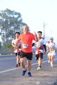 BIB: 103, 798, 639
                            <button type="button" onclick="openModal(6430721)" class="btn btn-primary btn-sm float-right btn-popup" data-toggle="modal" data-target=".modal-high-quality">
                        <i class="fas fa-shopping-cart"></i> Add to Cart
                    </button>
                                            <button type="button" onclick="isThisMe(6430721, true)" class="btn btn-success btn-sm float-right btn-popup btn-isme hidden" data-toggle="tooltip" data-placement="bottom" title="นี่คือรูปของคุณใช่ไหม คลิกที่นี่เพื่อเอาเข้าอัลบั้ม">
                        <i class="fas fa-plus"></i> Add to album
                    </button>
                    <button type="button" onclick="isThisMe(6430721, false)" class="btn btn-warning btn-sm float-right btn-popup btn-isnotme hidden">
                        <i class="fas fa-ban"></i> Remove from album
                    </button>