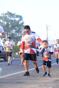 BIB: 7772, 7998
                            <button type="button" onclick="openModal(6430168)" class="btn btn-primary btn-sm float-right btn-popup" data-toggle="modal" data-target=".modal-high-quality">
                        <i class="fas fa-shopping-cart"></i> Add to Cart
                    </button>
                                            <button type="button" onclick="isThisMe(6430168, true)" class="btn btn-success btn-sm float-right btn-popup btn-isme hidden" data-toggle="tooltip" data-placement="bottom" title="นี่คือรูปของคุณใช่ไหม คลิกที่นี่เพื่อเอาเข้าอัลบั้ม">
                        <i class="fas fa-plus"></i> Add to album
                    </button>
                    <button type="button" onclick="isThisMe(6430168, false)" class="btn btn-warning btn-sm float-right btn-popup btn-isnotme hidden">
                        <i class="fas fa-ban"></i> Remove from album
                    </button>