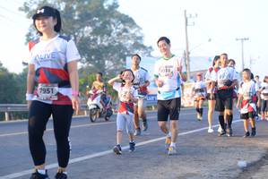 BIB: 6316, 7951, 732
                            <button type="button" onclick="openModal(6430823)" class="btn btn-primary btn-sm float-right btn-popup" data-toggle="modal" data-target=".modal-high-quality">
                        <i class="fas fa-shopping-cart"></i> Add to Cart
                    </button>
                                            <button type="button" onclick="isThisMe(6430823, true)" class="btn btn-success btn-sm float-right btn-popup btn-isme hidden" data-toggle="tooltip" data-placement="bottom" title="นี่คือรูปของคุณใช่ไหม คลิกที่นี่เพื่อเอาเข้าอัลบั้ม">
                        <i class="fas fa-plus"></i> Add to album
                    </button>
                    <button type="button" onclick="isThisMe(6430823, false)" class="btn btn-warning btn-sm float-right btn-popup btn-isnotme hidden">
                        <i class="fas fa-ban"></i> Remove from album
                    </button>