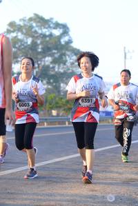 BIB: 6391, 6003
                            <button type="button" onclick="openModal(6430915)" class="btn btn-primary btn-sm float-right btn-popup" data-toggle="modal" data-target=".modal-high-quality">
                        <i class="fas fa-shopping-cart"></i> Add to Cart
                    </button>
                                            <button type="button" onclick="isThisMe(6430915, true)" class="btn btn-success btn-sm float-right btn-popup btn-isme hidden" data-toggle="tooltip" data-placement="bottom" title="นี่คือรูปของคุณใช่ไหม คลิกที่นี่เพื่อเอาเข้าอัลบั้ม">
                        <i class="fas fa-plus"></i> Add to album
                    </button>
                    <button type="button" onclick="isThisMe(6430915, false)" class="btn btn-warning btn-sm float-right btn-popup btn-isnotme hidden">
                        <i class="fas fa-ban"></i> Remove from album
                    </button>