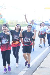 BIB: 6440, 7515, 6160
                            <button type="button" onclick="openModal(6431492)" class="btn btn-primary btn-sm float-right btn-popup" data-toggle="modal" data-target=".modal-high-quality">
                        <i class="fas fa-shopping-cart"></i> Add to Cart
                    </button>
                                            <button type="button" onclick="isThisMe(6431492, true)" class="btn btn-success btn-sm float-right btn-popup btn-isme hidden" data-toggle="tooltip" data-placement="bottom" title="นี่คือรูปของคุณใช่ไหม คลิกที่นี่เพื่อเอาเข้าอัลบั้ม">
                        <i class="fas fa-plus"></i> Add to album
                    </button>
                    <button type="button" onclick="isThisMe(6431492, false)" class="btn btn-warning btn-sm float-right btn-popup btn-isnotme hidden">
                        <i class="fas fa-ban"></i> Remove from album
                    </button>