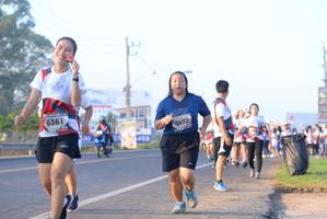 BIB: 6361, 6472, 488
                            <button type="button" onclick="openModal(6431431)" class="btn btn-primary btn-sm float-right btn-popup" data-toggle="modal" data-target=".modal-high-quality">
                        <i class="fas fa-shopping-cart"></i> Add to Cart
                    </button>
                                            <button type="button" onclick="isThisMe(6431431, true)" class="btn btn-success btn-sm float-right btn-popup btn-isme hidden" data-toggle="tooltip" data-placement="bottom" title="นี่คือรูปของคุณใช่ไหม คลิกที่นี่เพื่อเอาเข้าอัลบั้ม">
                        <i class="fas fa-plus"></i> Add to album
                    </button>
                    <button type="button" onclick="isThisMe(6431431, false)" class="btn btn-warning btn-sm float-right btn-popup btn-isnotme hidden">
                        <i class="fas fa-ban"></i> Remove from album
                    </button>