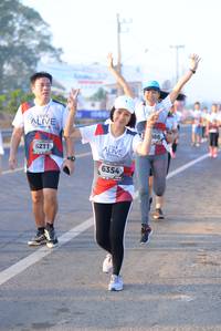 BIB: 366, 6211, 6354
                            <button type="button" onclick="openModal(6431182)" class="btn btn-primary btn-sm float-right btn-popup" data-toggle="modal" data-target=".modal-high-quality">
                        <i class="fas fa-shopping-cart"></i> Add to Cart
                    </button>
                                            <button type="button" onclick="isThisMe(6431182, true)" class="btn btn-success btn-sm float-right btn-popup btn-isme hidden" data-toggle="tooltip" data-placement="bottom" title="นี่คือรูปของคุณใช่ไหม คลิกที่นี่เพื่อเอาเข้าอัลบั้ม">
                        <i class="fas fa-plus"></i> Add to album
                    </button>
                    <button type="button" onclick="isThisMe(6431182, false)" class="btn btn-warning btn-sm float-right btn-popup btn-isnotme hidden">
                        <i class="fas fa-ban"></i> Remove from album
                    </button>