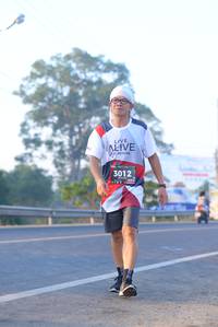 BIB: 3012
                            <button type="button" onclick="openModal(6430233)" class="btn btn-primary btn-sm float-right btn-popup" data-toggle="modal" data-target=".modal-high-quality">
                        <i class="fas fa-shopping-cart"></i> Add to Cart
                    </button>
                                            <button type="button" onclick="isThisMe(6430233, true)" class="btn btn-success btn-sm float-right btn-popup btn-isme hidden" data-toggle="tooltip" data-placement="bottom" title="นี่คือรูปของคุณใช่ไหม คลิกที่นี่เพื่อเอาเข้าอัลบั้ม">
                        <i class="fas fa-plus"></i> Add to album
                    </button>
                    <button type="button" onclick="isThisMe(6430233, false)" class="btn btn-warning btn-sm float-right btn-popup btn-isnotme hidden">
                        <i class="fas fa-ban"></i> Remove from album
                    </button>