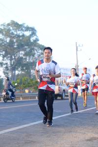 BIB: 6046, 6300
                            <button type="button" onclick="openModal(6430049)" class="btn btn-primary btn-sm float-right btn-popup" data-toggle="modal" data-target=".modal-high-quality">
                        <i class="fas fa-shopping-cart"></i> Add to Cart
                    </button>
                                            <button type="button" onclick="isThisMe(6430049, true)" class="btn btn-success btn-sm float-right btn-popup btn-isme hidden" data-toggle="tooltip" data-placement="bottom" title="นี่คือรูปของคุณใช่ไหม คลิกที่นี่เพื่อเอาเข้าอัลบั้ม">
                        <i class="fas fa-plus"></i> Add to album
                    </button>
                    <button type="button" onclick="isThisMe(6430049, false)" class="btn btn-warning btn-sm float-right btn-popup btn-isnotme hidden">
                        <i class="fas fa-ban"></i> Remove from album
                    </button>