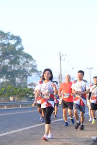 BIB: 7280, 798
                            <button type="button" onclick="openModal(6430697)" class="btn btn-primary btn-sm float-right btn-popup" data-toggle="modal" data-target=".modal-high-quality">
                        <i class="fas fa-shopping-cart"></i> Add to Cart
                    </button>
                                            <button type="button" onclick="isThisMe(6430697, true)" class="btn btn-success btn-sm float-right btn-popup btn-isme hidden" data-toggle="tooltip" data-placement="bottom" title="นี่คือรูปของคุณใช่ไหม คลิกที่นี่เพื่อเอาเข้าอัลบั้ม">
                        <i class="fas fa-plus"></i> Add to album
                    </button>
                    <button type="button" onclick="isThisMe(6430697, false)" class="btn btn-warning btn-sm float-right btn-popup btn-isnotme hidden">
                        <i class="fas fa-ban"></i> Remove from album
                    </button>