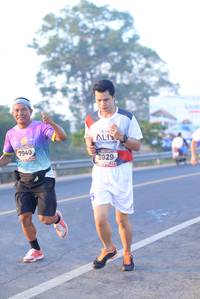 BIB: 7940, 929
                            <button type="button" onclick="openModal(6429339)" class="btn btn-primary btn-sm float-right btn-popup" data-toggle="modal" data-target=".modal-high-quality">
                        <i class="fas fa-shopping-cart"></i> Add to Cart
                    </button>
                                            <button type="button" onclick="isThisMe(6429339, true)" class="btn btn-success btn-sm float-right btn-popup btn-isme hidden" data-toggle="tooltip" data-placement="bottom" title="นี่คือรูปของคุณใช่ไหม คลิกที่นี่เพื่อเอาเข้าอัลบั้ม">
                        <i class="fas fa-plus"></i> Add to album
                    </button>
                    <button type="button" onclick="isThisMe(6429339, false)" class="btn btn-warning btn-sm float-right btn-popup btn-isnotme hidden">
                        <i class="fas fa-ban"></i> Remove from album
                    </button>